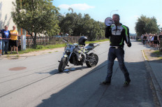 100_Motopropadani_10